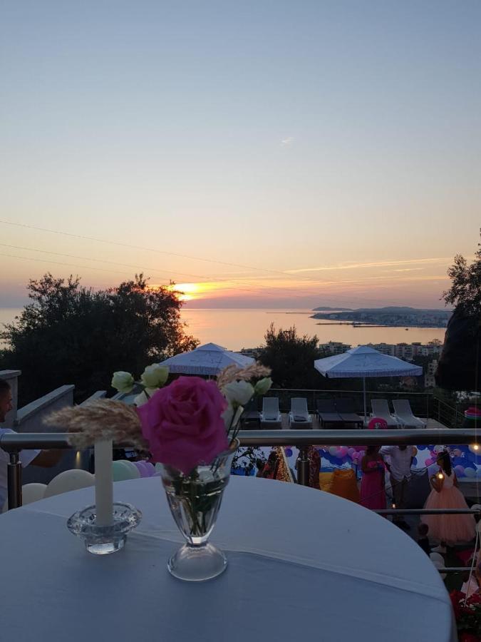 Vila Elarad Vlorë Esterno foto
